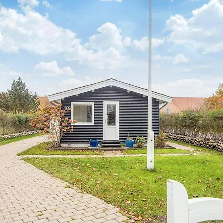 6 Person In Ebeltoft-by Traum *